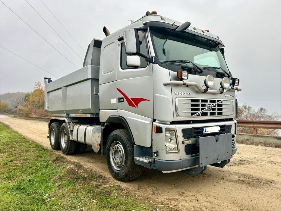 Basculanta Volvo FH16,6x4, cap tractor