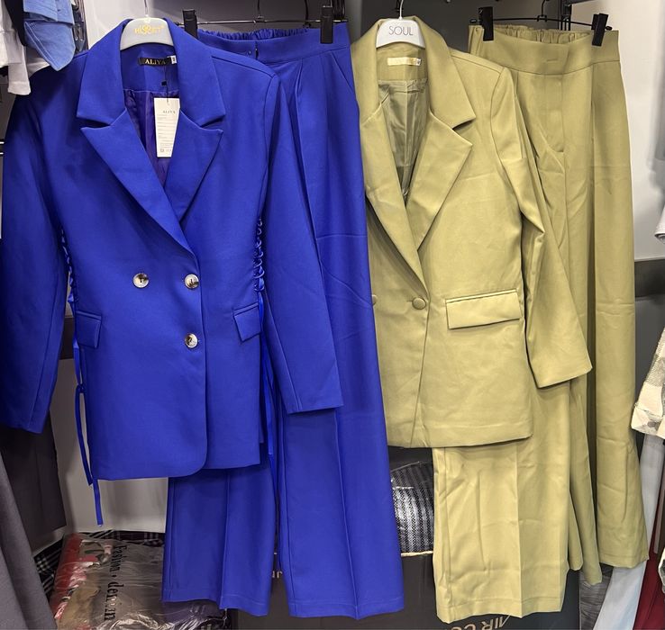 Женская одежда.