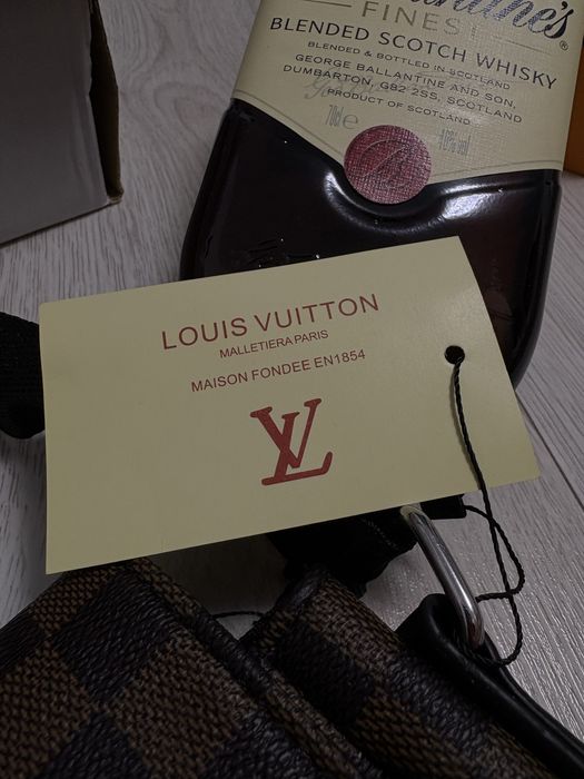 Borseta Louis Vuitton - spatioasa