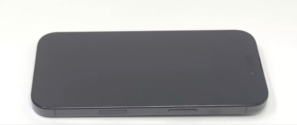 iPhone 16 Pro Black Titanium 128 GB - 100% Battery Health