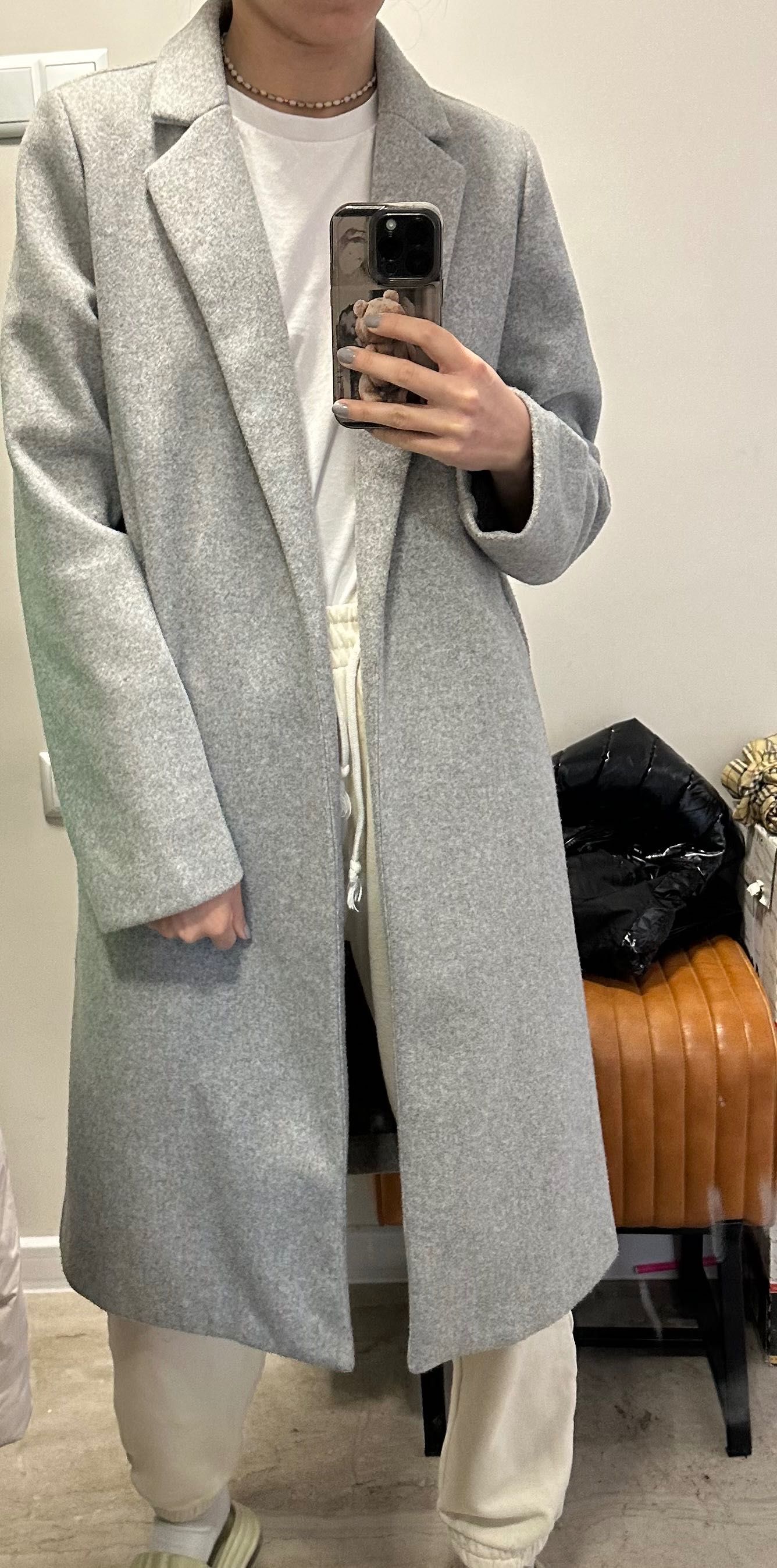 Сиво палто “Zara”