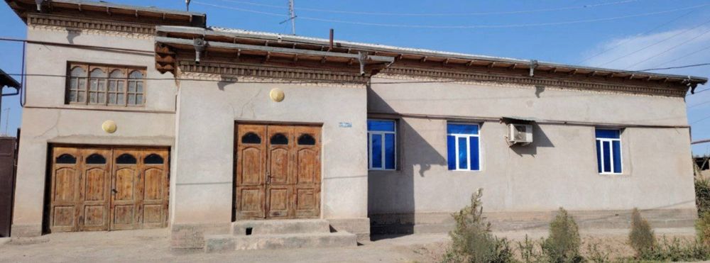 Богот 105да 600 кв.м ховли-жой хамма жихозлари билан сотилади