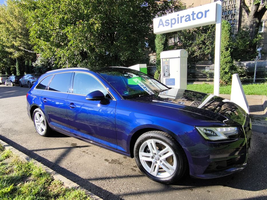 Vând Audi A4 B9 Avant 2019