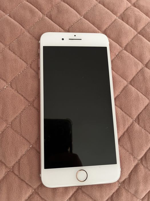 Айфон 7+ продам срочно состояние б/у ……