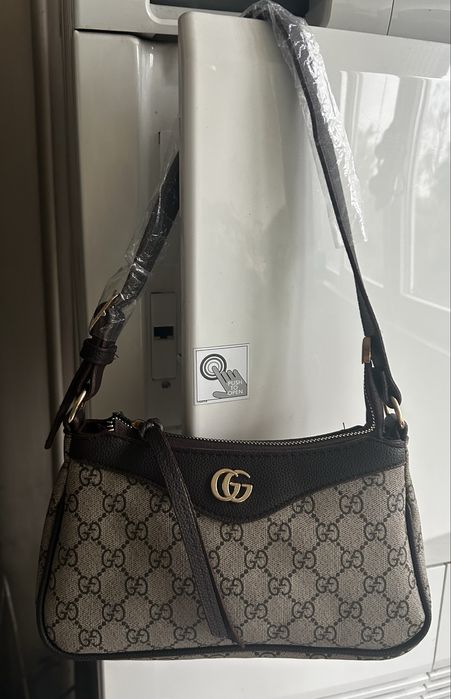 Ново !!! Дамска Чанта Gucci