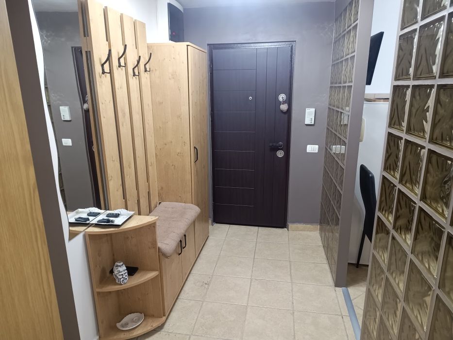 PROPRIETAR, vând apartament 4 camere LIPOVEI