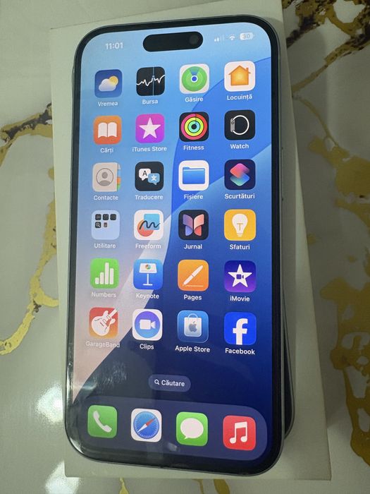 Iphone 15  Green 256 GB