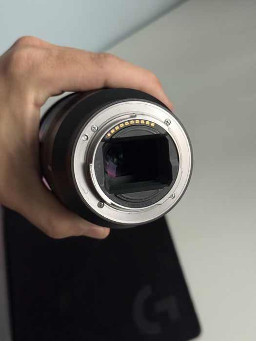 Обектив Sony 16-35 мм