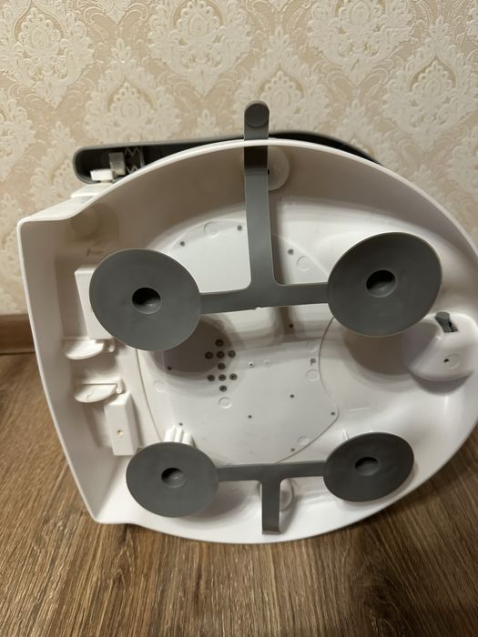 Продаётся стульчик для купания ROXY kids