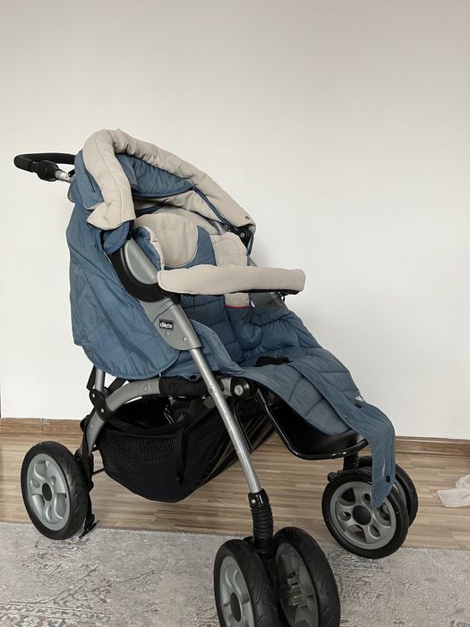 коляска, фирма «chicco»