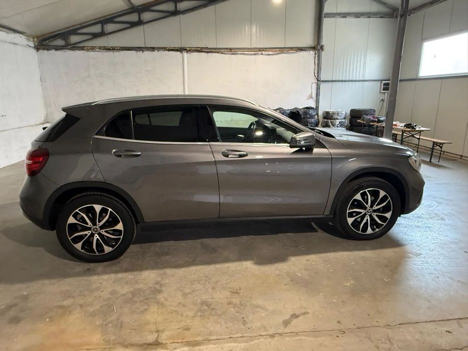Mercedes-Benz GLA Primul proprietar in Romania! Stare excelenta!