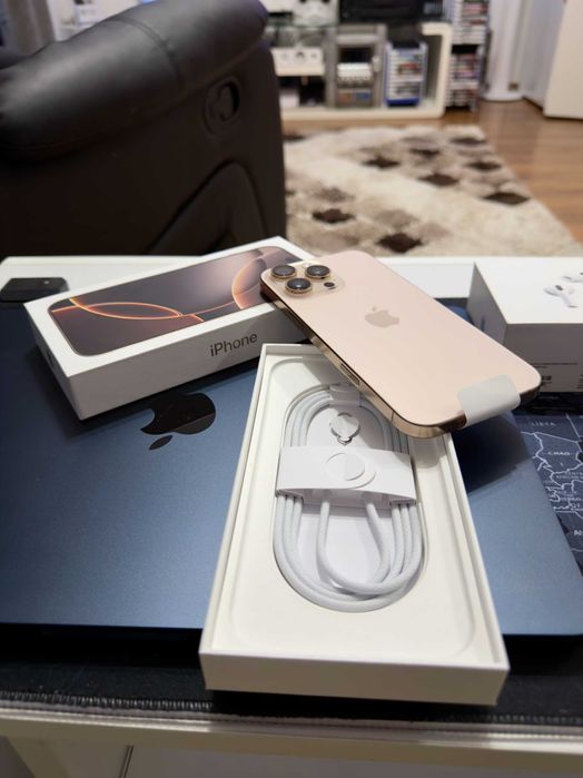 iPhone 16 Pro Max, Desert Titanium