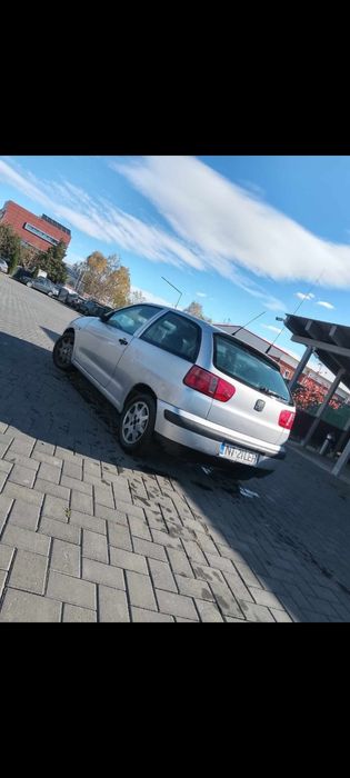 Seat ibiza 2800 lei,ușor negociabil.