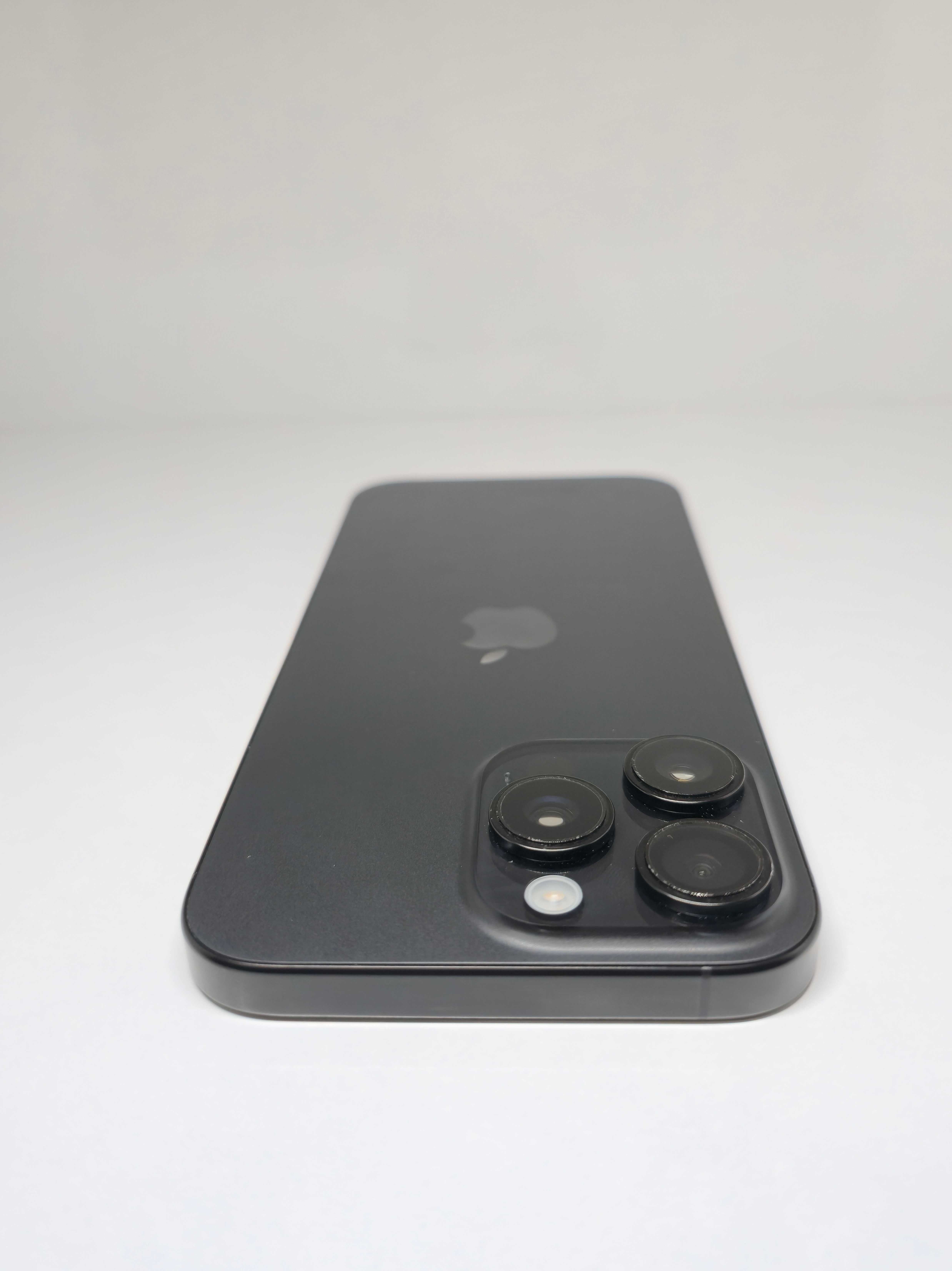 iPhone 16 Pro Max 1TB Titanium Black