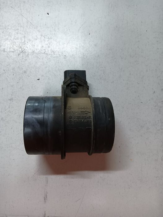Debitmetru aer  VOLKSWAGEN PASSAT 3C2 2005 - 2010, VOLKSWAGEN GOLF V 1