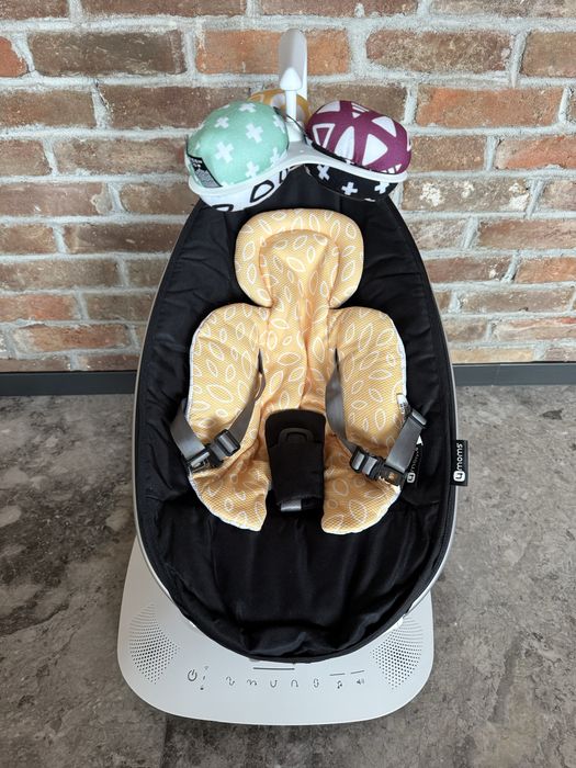 Бебешка люлка 4 Moms mamaRoo 5 + подложка за новородено