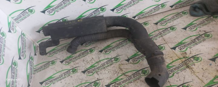 Furtun ear supraalimentare Dacia Logan prima generatie