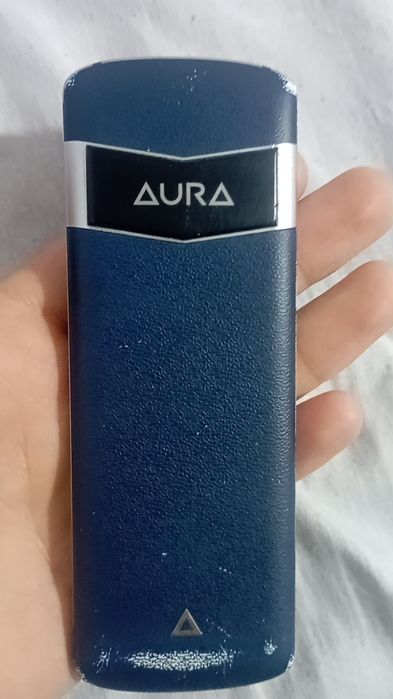 Novey Aura V1 knopka telefon