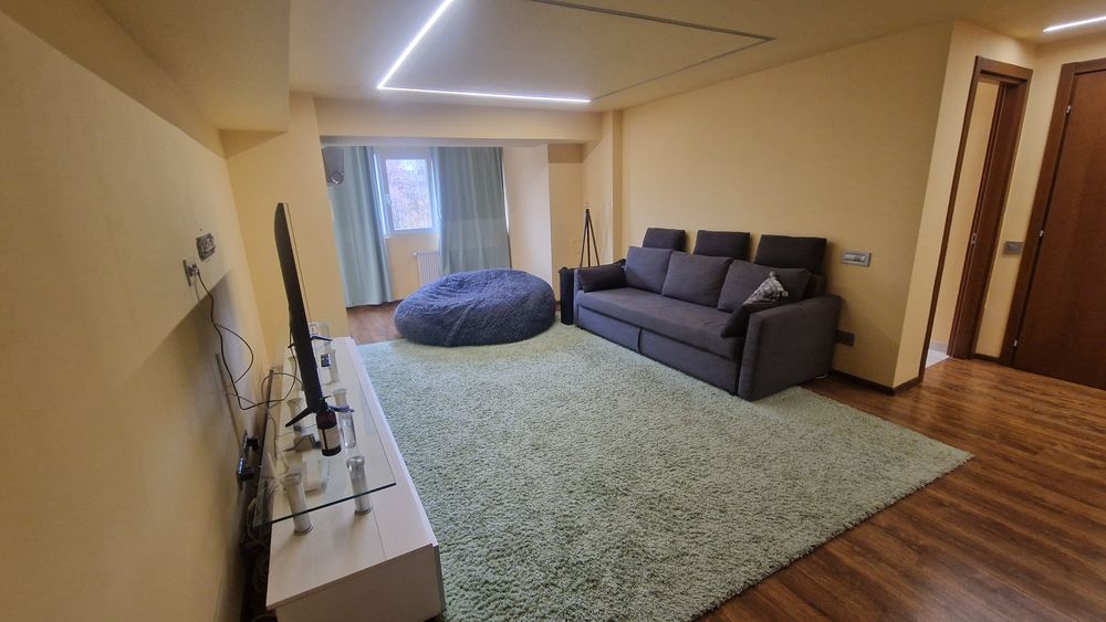 Închiriere apartament cu 3 camere, zona Nițu Vasile