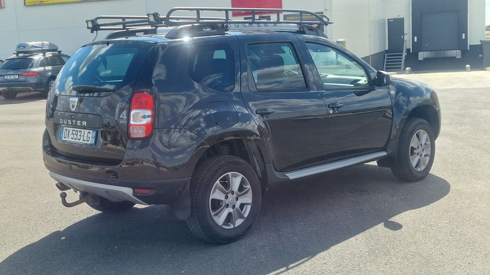 Dacia Duster 1.5 dci Euro 6   4 x 4  varianta full