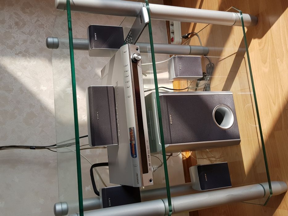 Продам DVD player караоке музыкальный центр