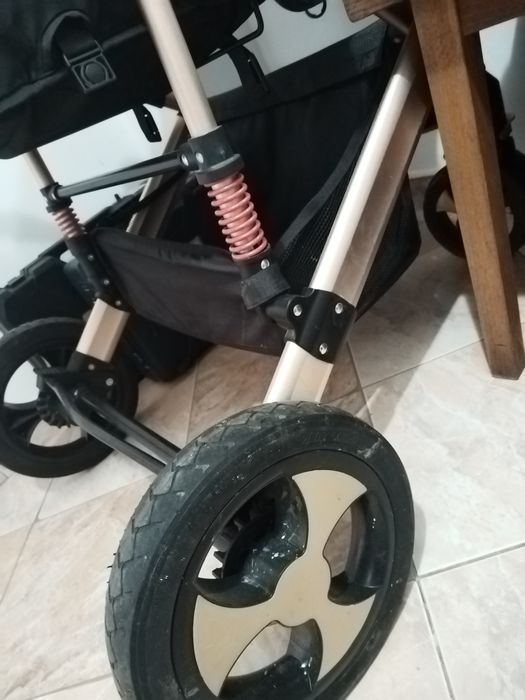 Carucior 2in1 folosit putin