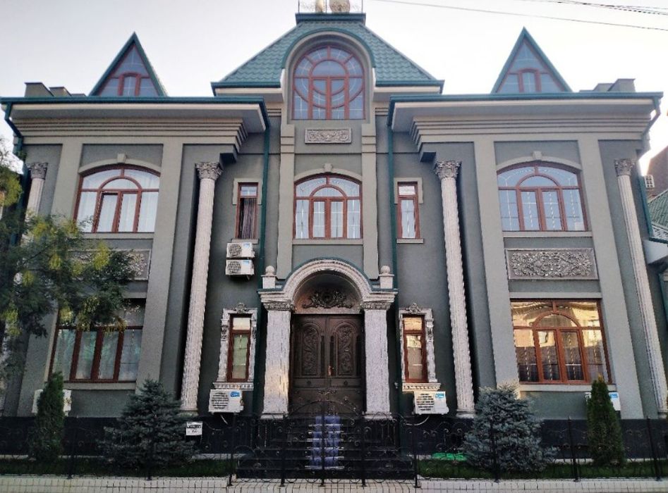 Продается Евро Дом 8 соток ,Гранд мир отель,метро Ойбек,Шота Руставели