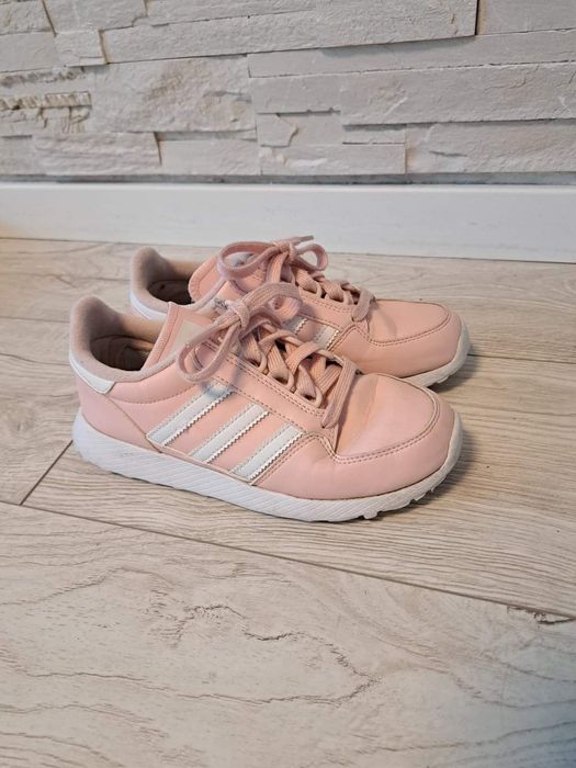 Adidasi adidas marimea 34 cu 22 cm