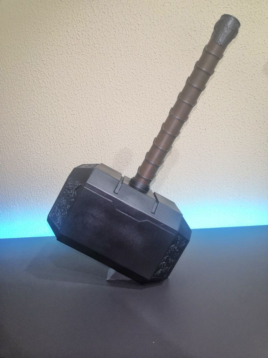 Ciocanul lui Thor (Mjolnir)