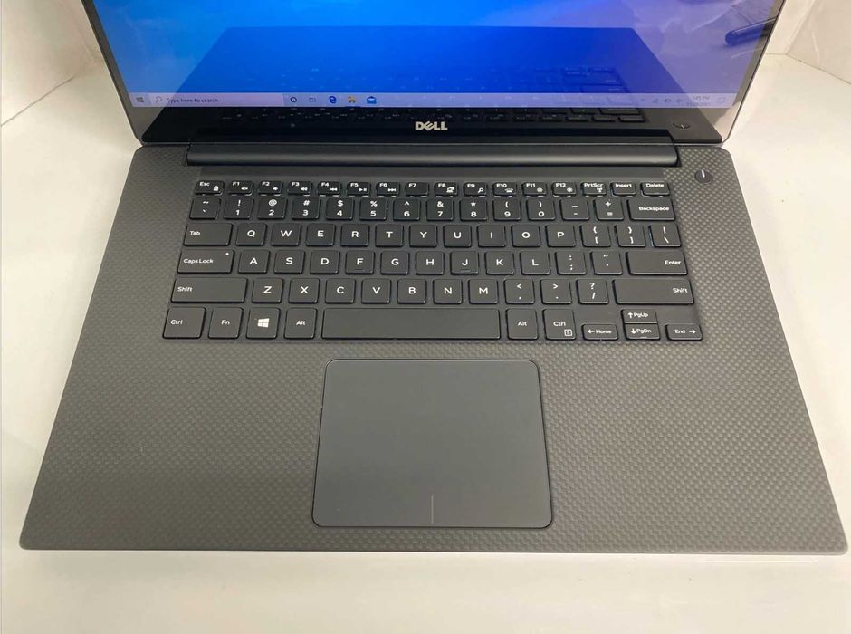 Dell XPS 9550 i7-6700HQ 16GB DDR4 512GB SSD m2 GTX960M Ecran Touch 4k