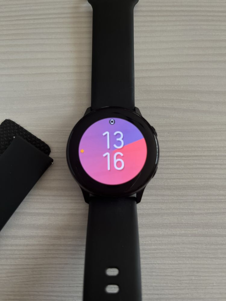 Часовник Smartwatch Samsung Galaxy Watch Active, Black