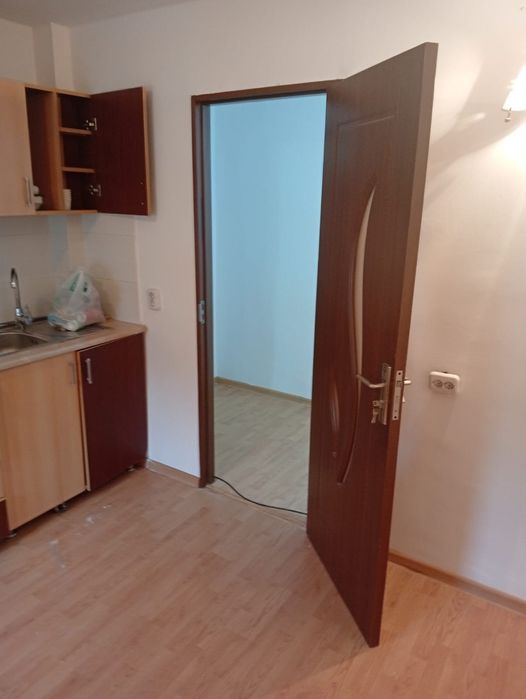 vand apartament 2 camere cofort 1 dec zona spiru haret