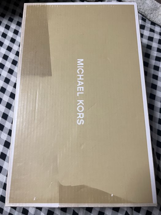 Adidasi michael kors nr 37