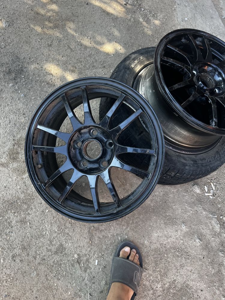Продам титанку R16