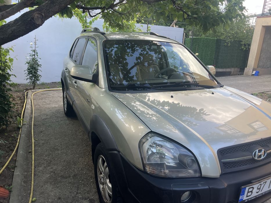 Auto hyundai tucson 2008