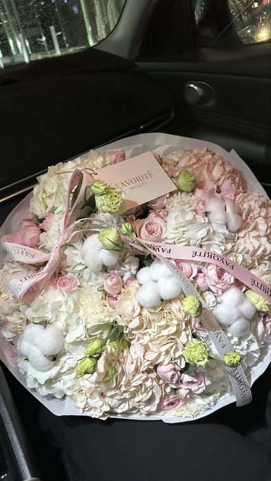 Свежий букет, с необычной комплзицией