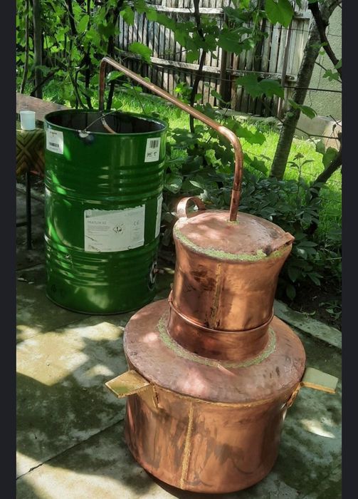 Vând cazan de făcut tuica 160 litri