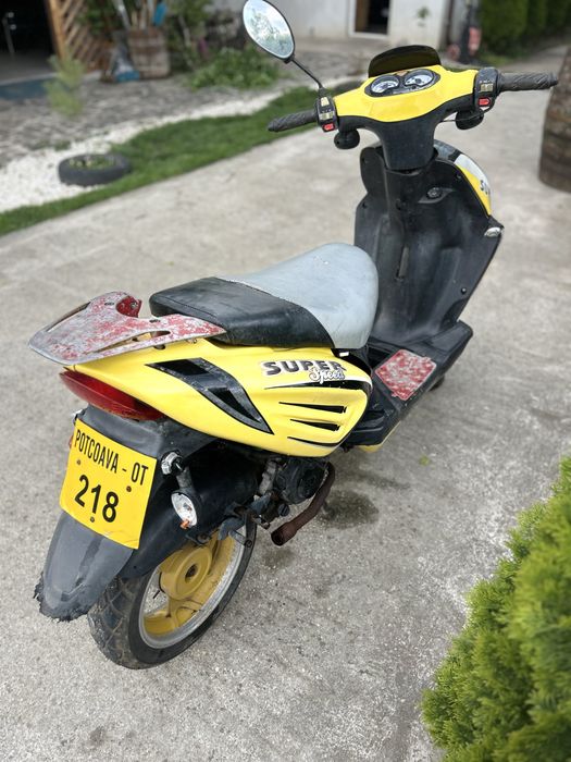 Scuter FirstBike 50