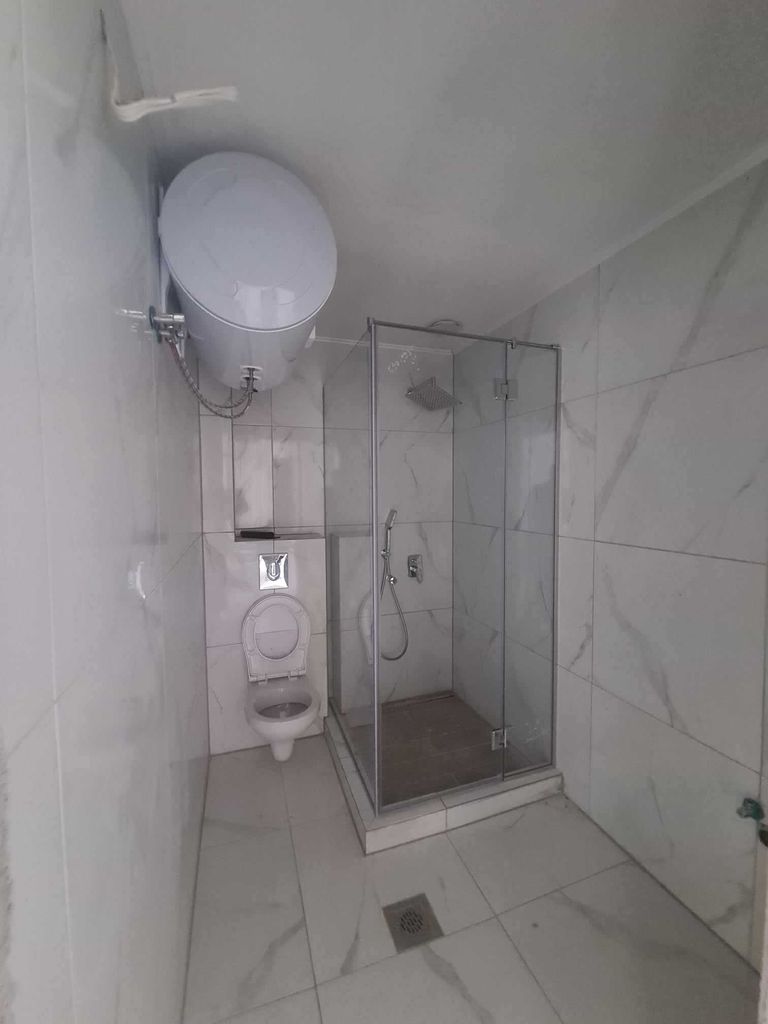 Продава се Тристаен апартамент в Хасково, Дружба 1 - 111 кв.м за 950 €/кв.м - Снимка #3