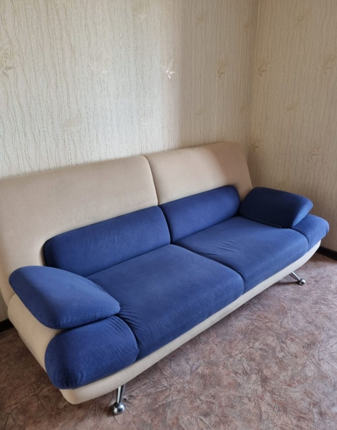 Диван+2 кресло б/у