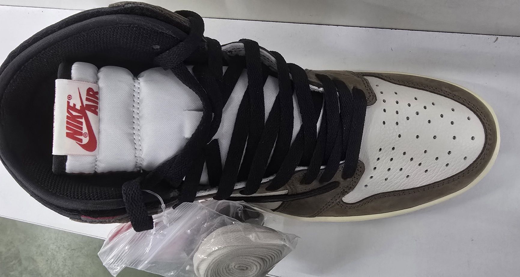 Чисто нови-NIKE AIR Jordan