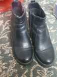 Botine negre cu toc mic