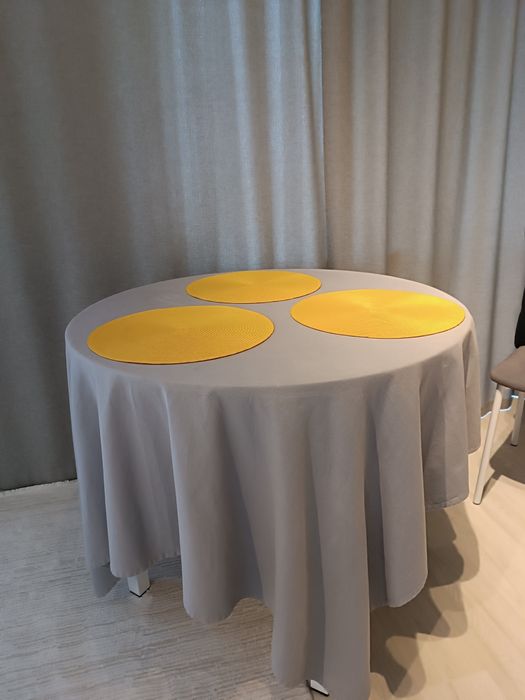 Круглый кухонный стол