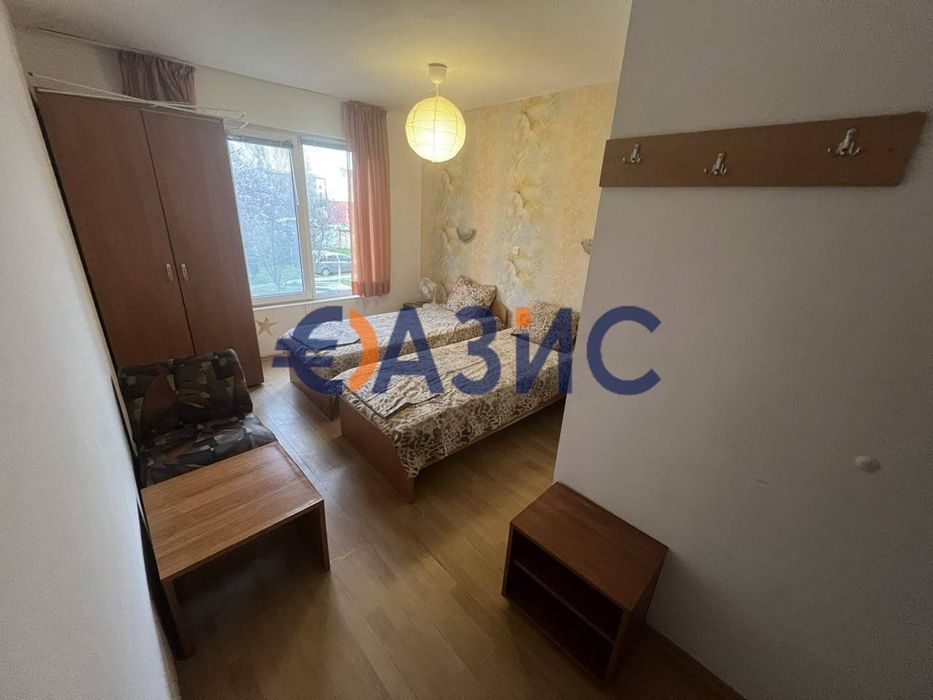 # 33791254 Тристаен апартамент в обикновена къща, Слънчев Бряг