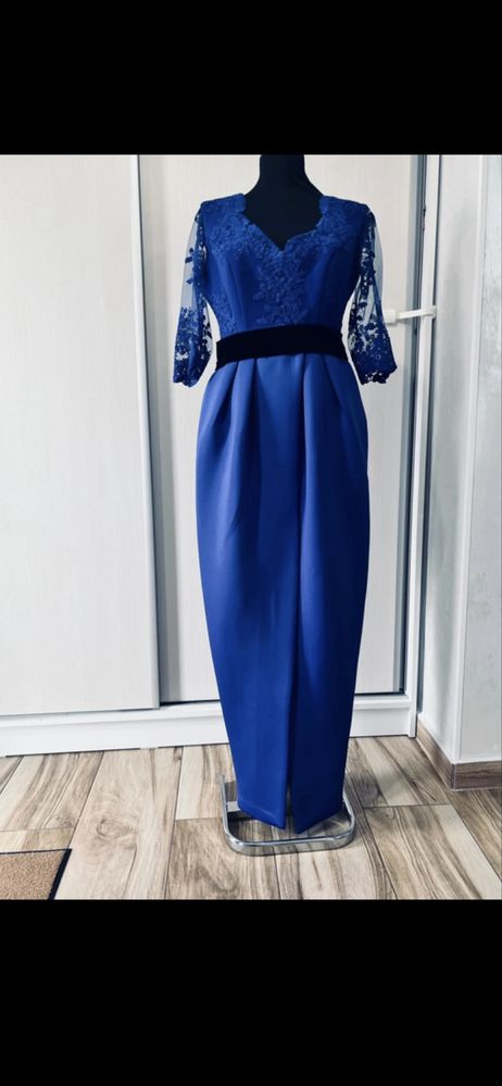 Rochie elegata facuta la comanda
