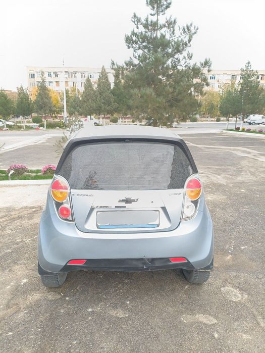 Spark 2011 yil sotiladi