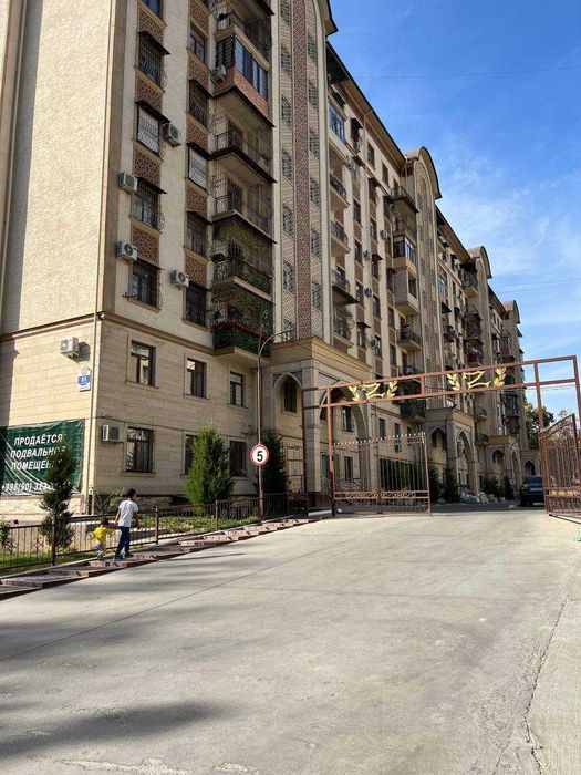 Yunusobod 7 kv 4x3 qlingan uy ijaraga Qizlar va oilaga beriladi