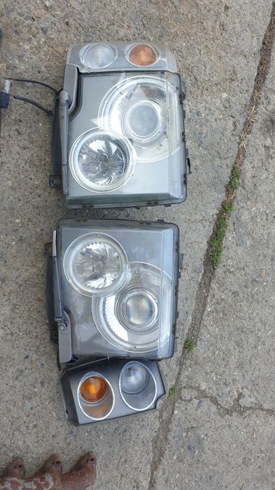 Far faruri xenon stanga dreapta Range Rover Vogue L322