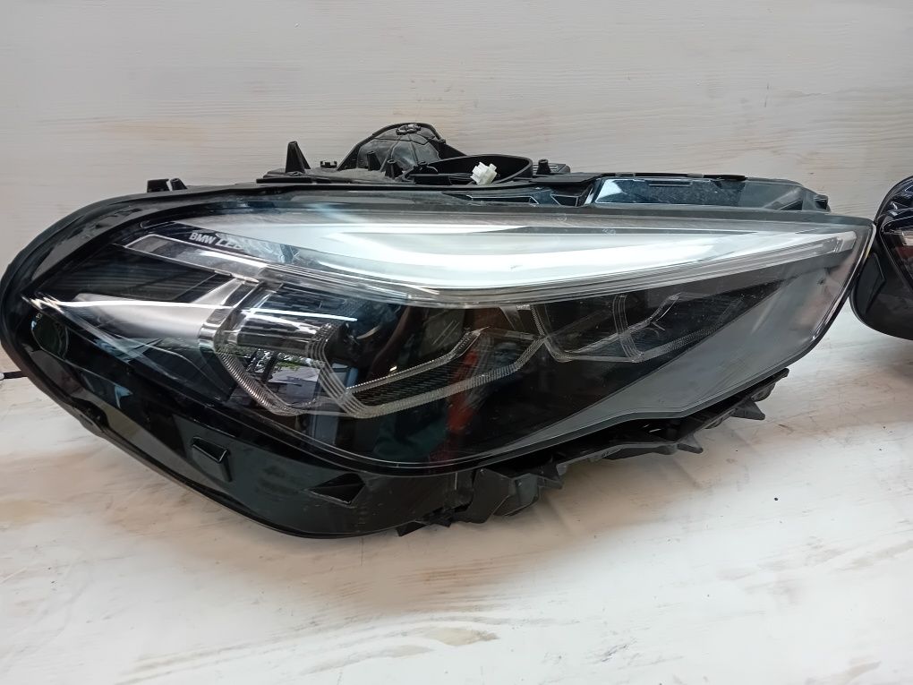 Far st sau dr bmw f 44 . an 2024 full led