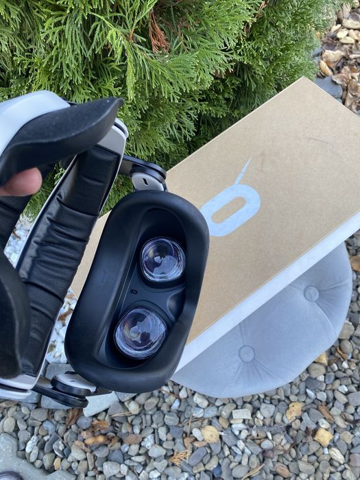 Oculus quest 2 cu suport headstrap